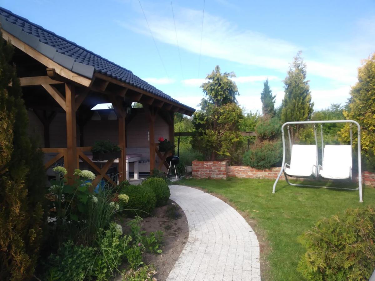 Domki I Pokoje Goscinne Marika Bobolin Exterior foto